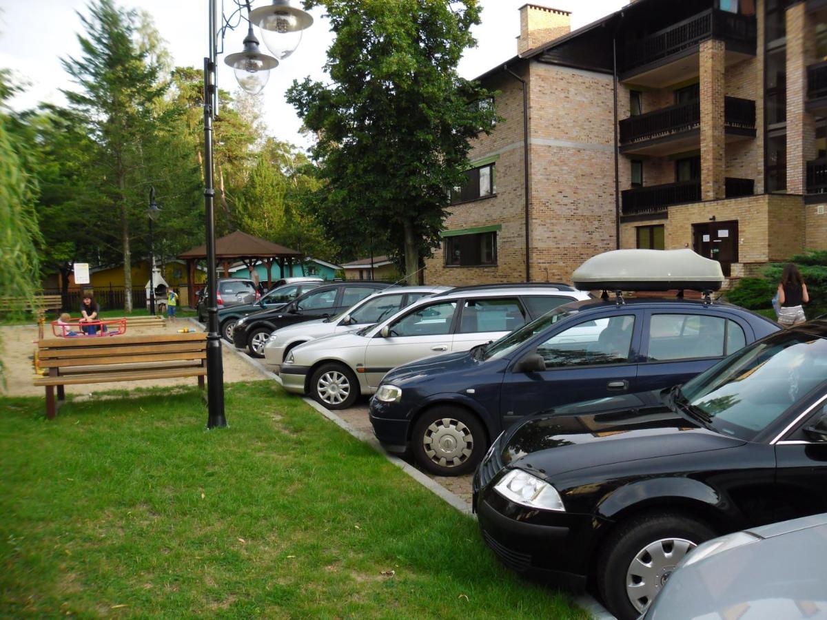 Lesny Dwor Aparthotel Mielno  Εξωτερικό φωτογραφία